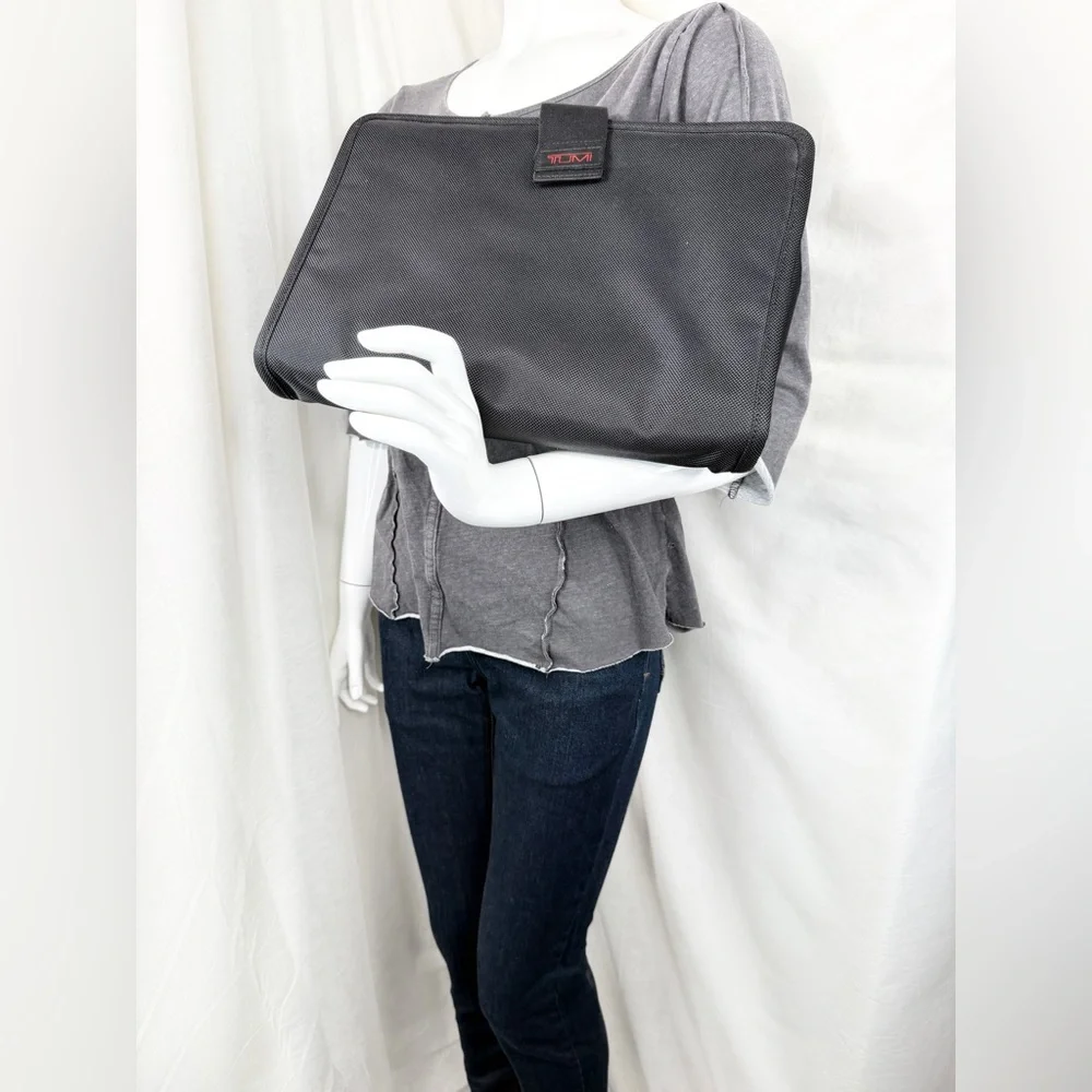 TUMI Black Padded Ballistic Nylon Laptop Tablet Sleeve Case Hook Loop Flap